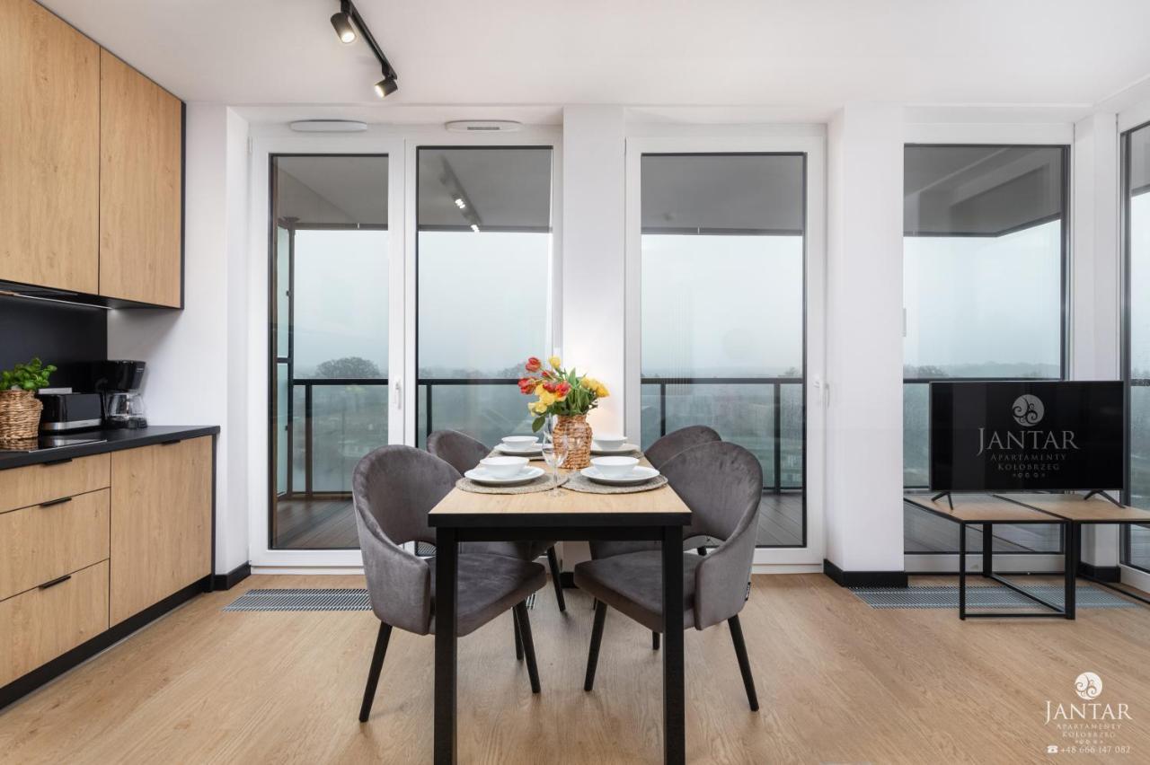 Lighthouse Mrzezyno - Jantar Apartamenty Bagian luar foto