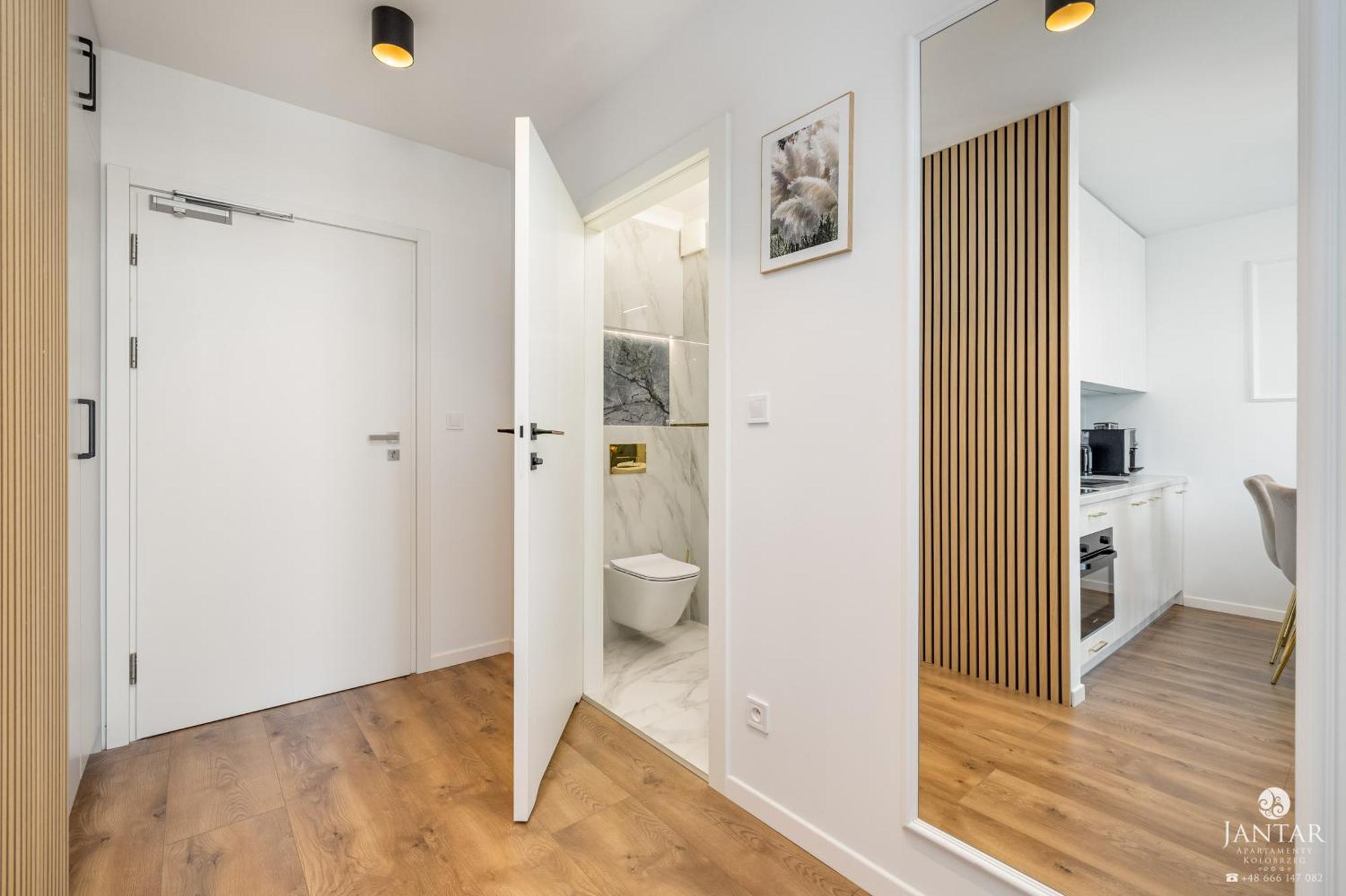 Lighthouse Mrzezyno - Jantar Apartamenty Bagian luar foto